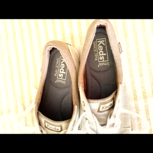 Keds Tan Beach Shoe, great condition - Picture 4 of 5